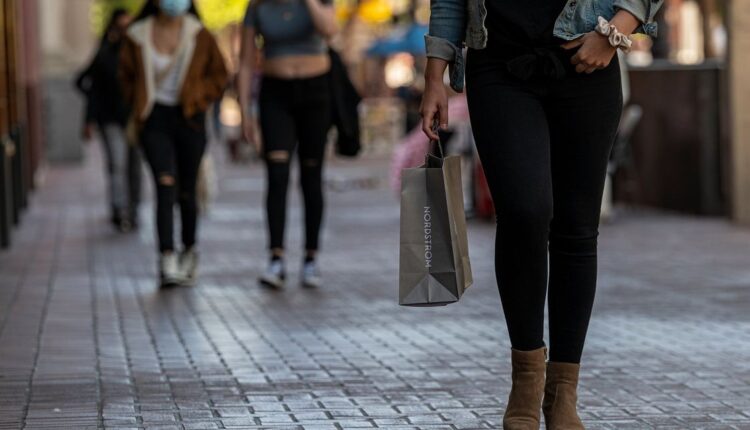 The scorching US economy is expected to cool down

