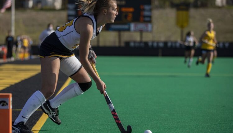 Iowa+forward+Leah+Zellner+brings+the+ball+into+play+during+the+fourth+quarter+of+the+Big+Ten+field+hockey+tournament+semifinals+against+No.+1+Michigan+on+Thursday%2C+April+22%2C+2021+at+Grant+Field.+With+five+minutes+left+of+the+game%2C+Iowa+pulled+their+goalkeeper+to+replace+the+position+with+another+player+on+offense.+The+Hawkeyes+were+defeated+by+the+Wolverines%2C+0-2.+Michigan+will+go+on+to+play+against+No.+7+Ohio+State+in+the+championships+on+Saturday.