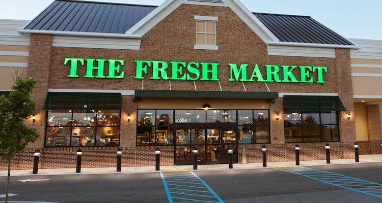 The_Fresh_Market-store_banner-closeup.jpg