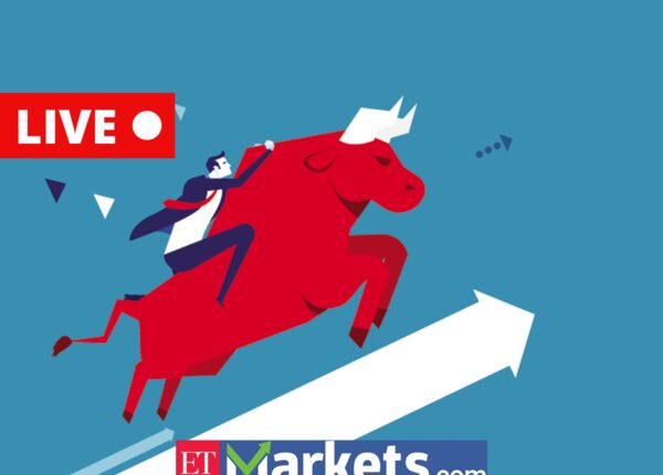  Börsen-Live-Updates: Sensex zoomt 600 Punkte, Nifty über 15.800;  Bank-, Finanzdienstleistungs-, Metall- und Immobilienrallye;  IDFC steigt um 15 %, IOB um 6 %
