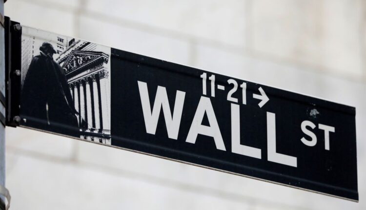 US stock markets hit new highs, Treasury yields rise as a troubled weekend

