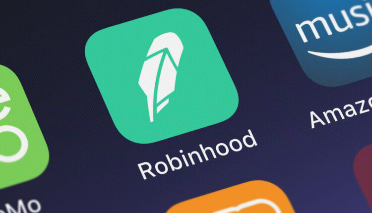 Hyped Robinhood IPO Is Here + Apple’s Earnings Hot Streak