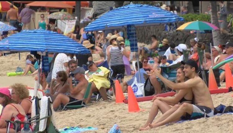 Hawaii's economy is booming, but experts say the job market is lagging behind

