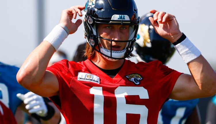 NFL Best Bets: Trevor Lawrence Over / Under Rushing Touchdowns at DraftKings Sportsbook

