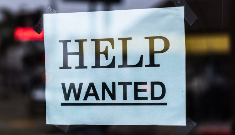   Combating unemployment: city initiative aims to “stimulate the local economy” |  Chicago News

