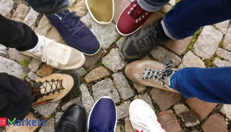  Metro Brands IPO: Shoe retailer Metro Brands reaches out to Sebi.  IPO papers

