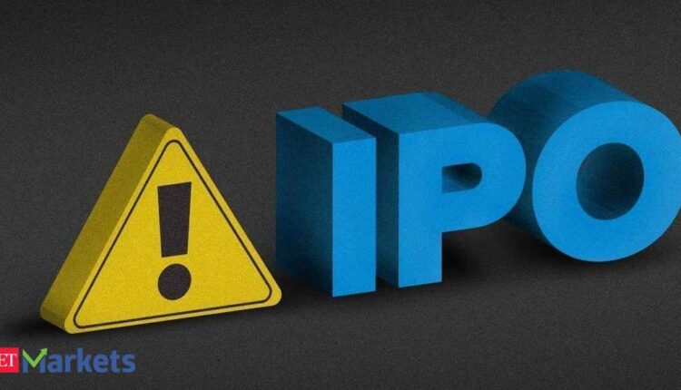 IPO: Nuvoco Vistas debuts at a discount to the IPO due to weak market sentiment

