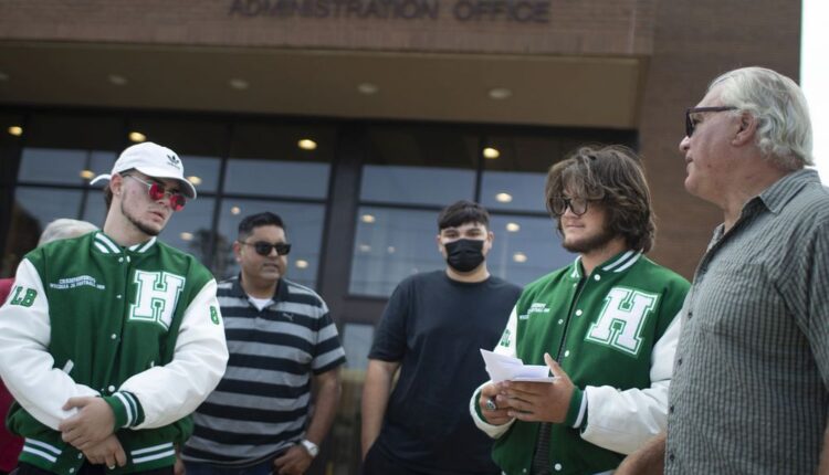 High school football supporters are going on the offensive to resume the sport

