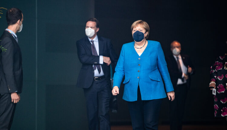 Merkel leaves the German economy with difficulties under the hood

