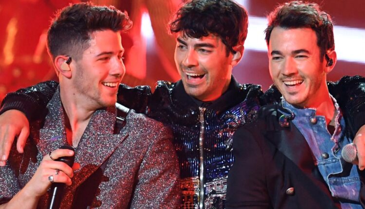 Celebrities Reveal Their Weird And Wildest Fan Experiences