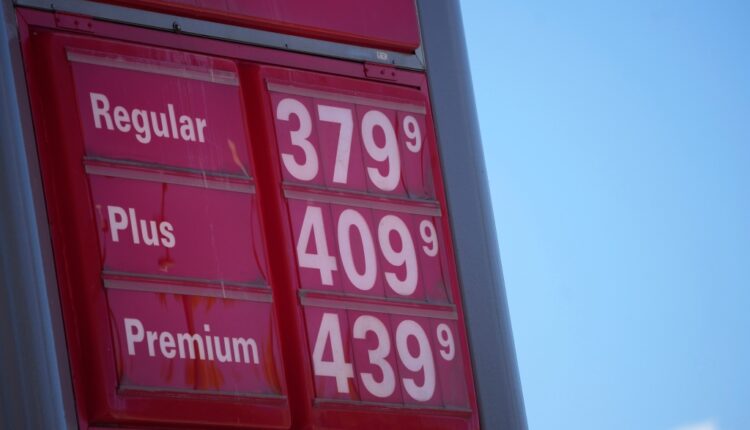 Energy prices raise oil and gas stocks, weigh on the economy [Energy]

