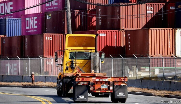 America's economy is still in full swing even after a weak period


