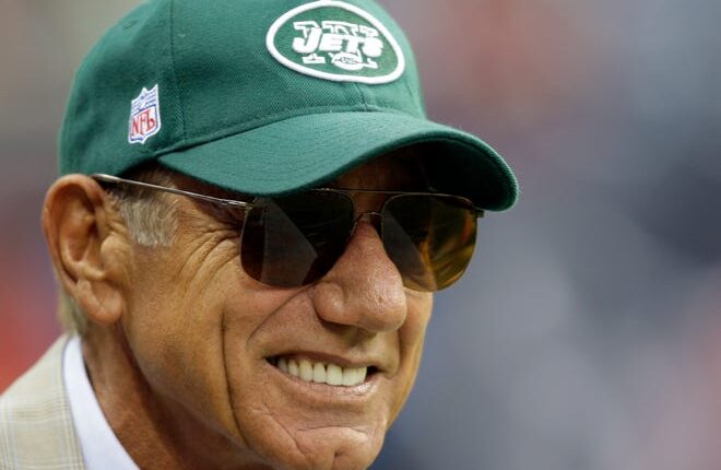 Joe Namath may have delivered the New York Jets' final Super Bowl championship, but the old quarterback is throwing a bunch of cops into his TV commercial for private Medicare plans.