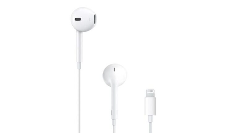 earpods_1600_thumb800.jpg