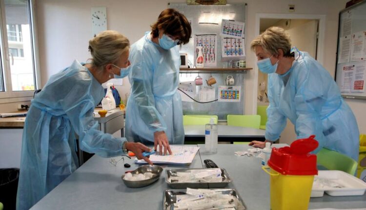 Latest News Updates: France Pushes For Boosters, Tighten Covid Restrictions As Cases Rise

