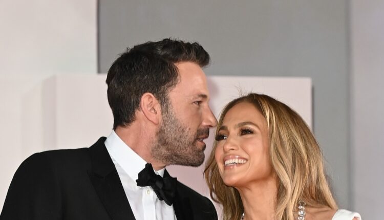 Bennifer 2.0, plus more celebrities and pop culture events we’re thankful for in 2021 | Gallery