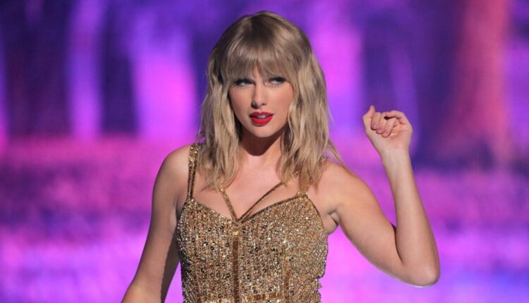 How Rich Are Taylor Swift and These Other Celebrities Who Made Headlines in 2021?