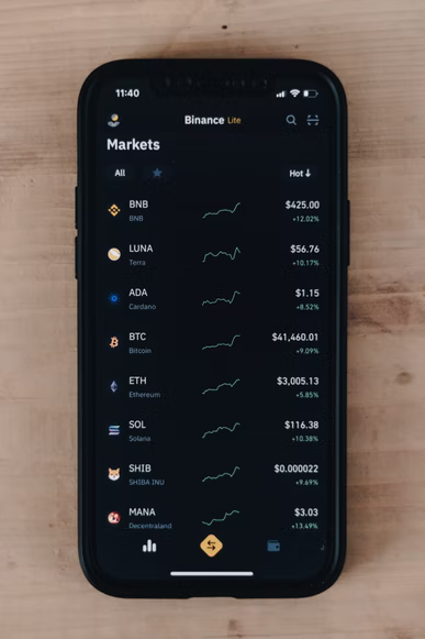 Crypto Top Picks: Avalanche (AVAX), Polkadot (DOT) & Calyx Token (CLX)